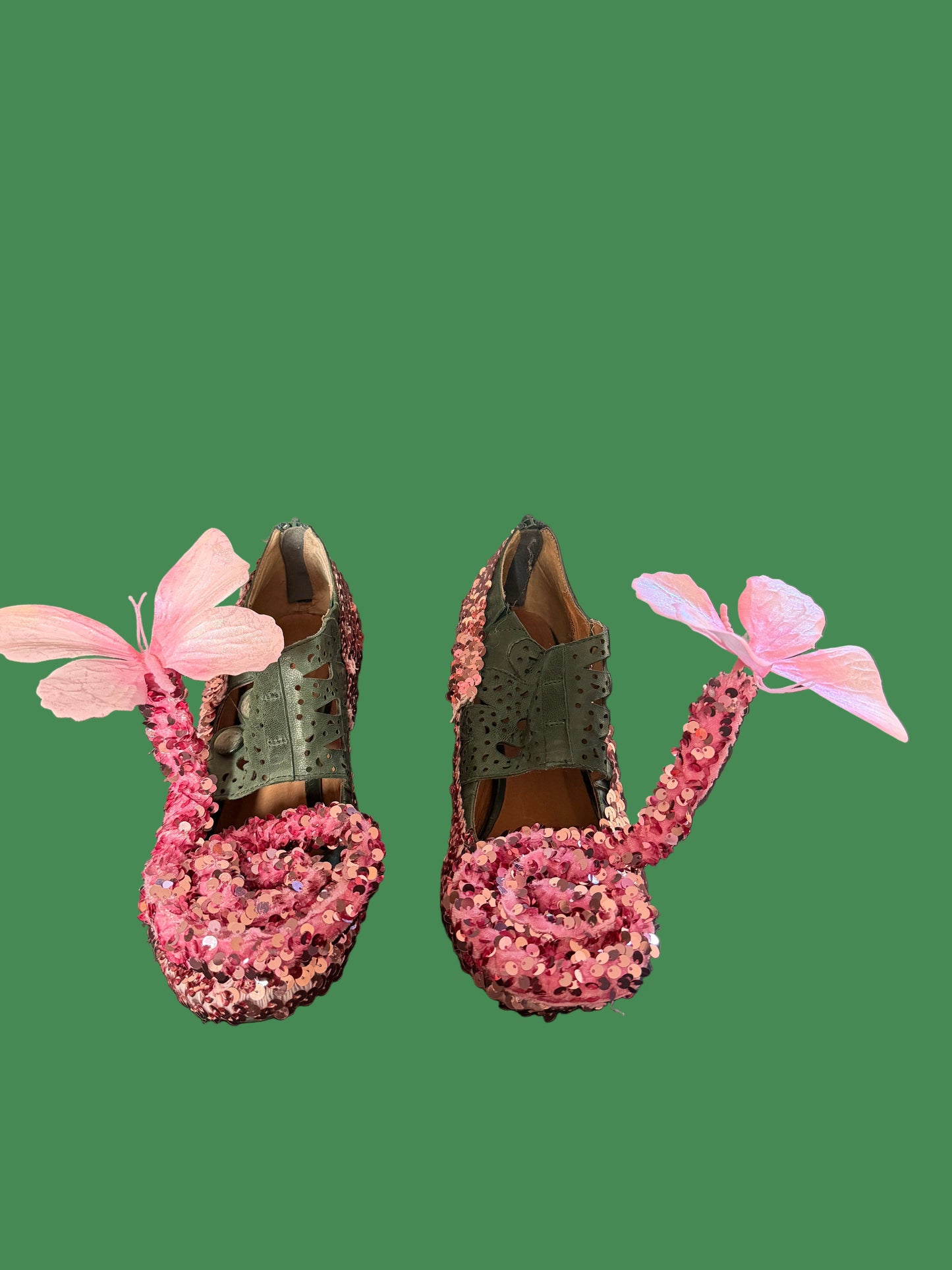 Where Sparkle Meets Stillness